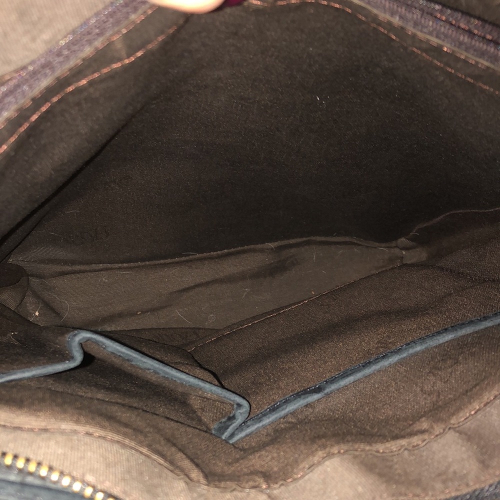 Chic Black Leather Shoulder Bag - Picture 14 of 16